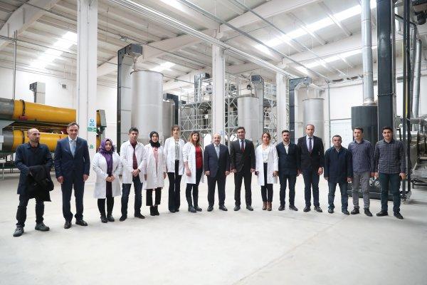 Bakan Varank: Bu proje ile dağ taş fıstık ağacı oldu