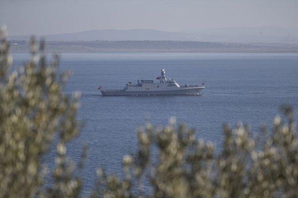 Bahriyeliler'den Çanakkale'ye saygı selamı