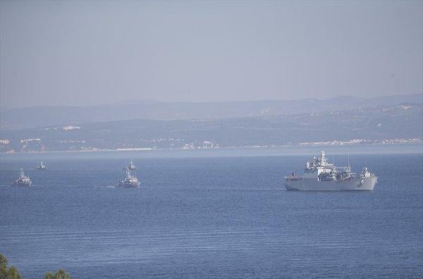 Bahriyeliler'den Çanakkale'ye saygı selamı