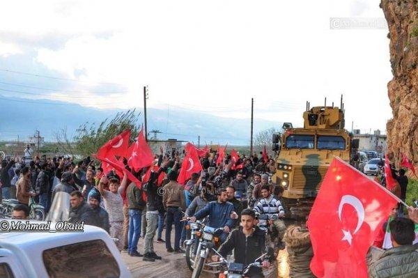 Mehmetçik'e İdlib'de coşkulu karşılama