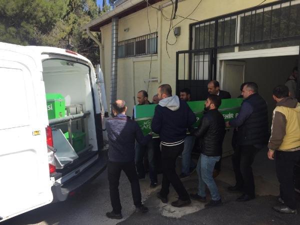 Balkondan düştü, 10 günlük yaşam mücadelesini kaybetti