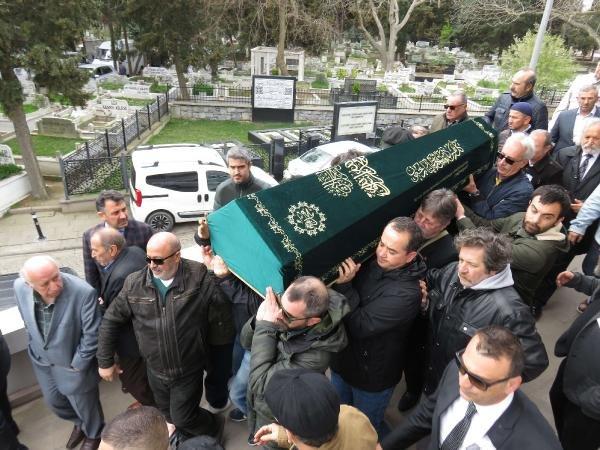 Oyuncu Ümit Yesin son yolculuğuna uğurlandı