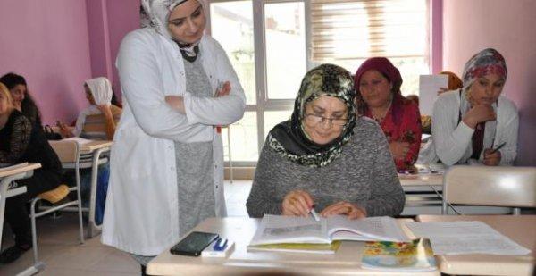 70’inde okumayı söktü