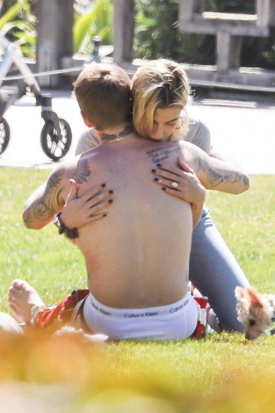 Justin Bieber bunalımdan çıkamıyor