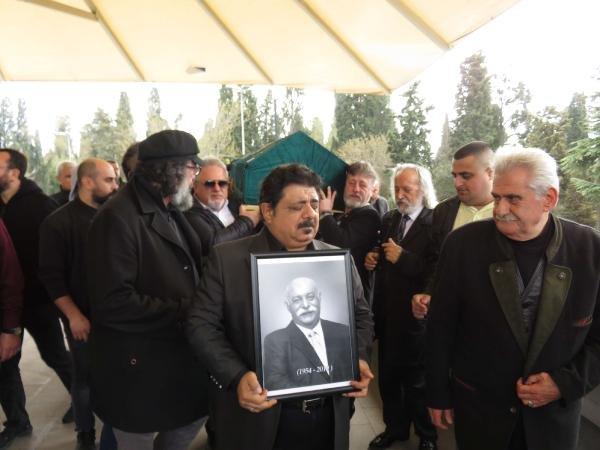 Oyuncu Ümit Yesin son yolculuğuna uğurlandı