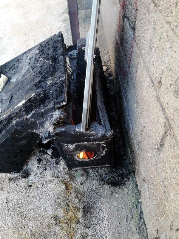 Mardin ve Van'da elektrik sayacı panoları kundaklandı