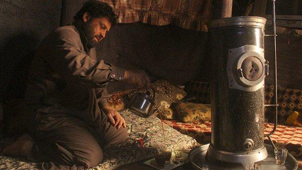 Suriye'de çocuklar yer altında büyüyor