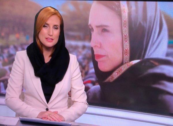 Kadın spikerler teröre karşı başörtülü mesaj verdi