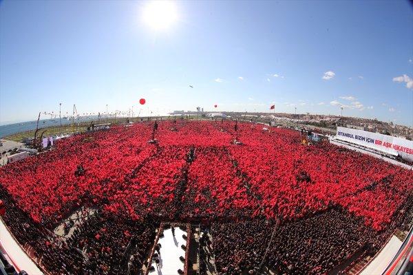 Cumhurbaşkanı Erdoğan rest çekti: Bedel ödersiniz