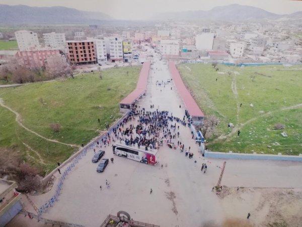 HDP'nin Diyarbakır mitingine katılım az oldu