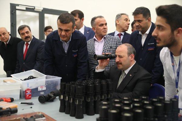 Bakan Varank ASELSAN Hassas Optik Üretim Tesisi'ni gezdi