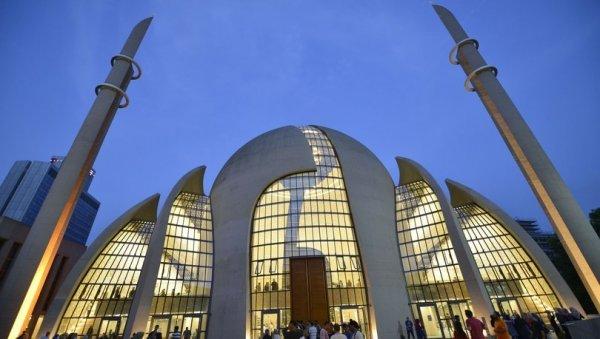 Almanya'nın Müslümanları sözde entegre planı