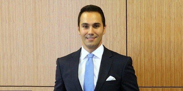 Demet Şener, gönlünü eski basketbolcuya kaptırdı