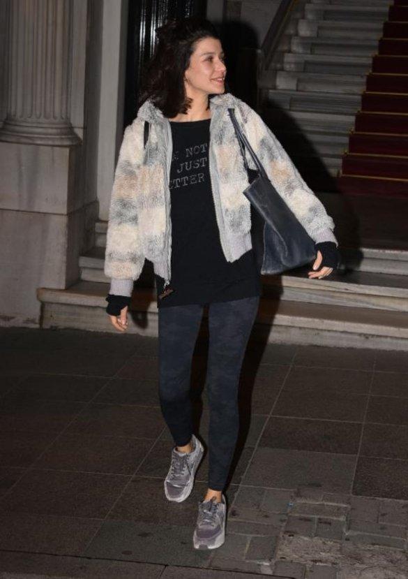 Beren Saat'in yüzü gülmeye başladı