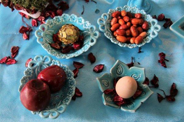 İranlı turistlere Van'da 'Haft Sin' sofrası