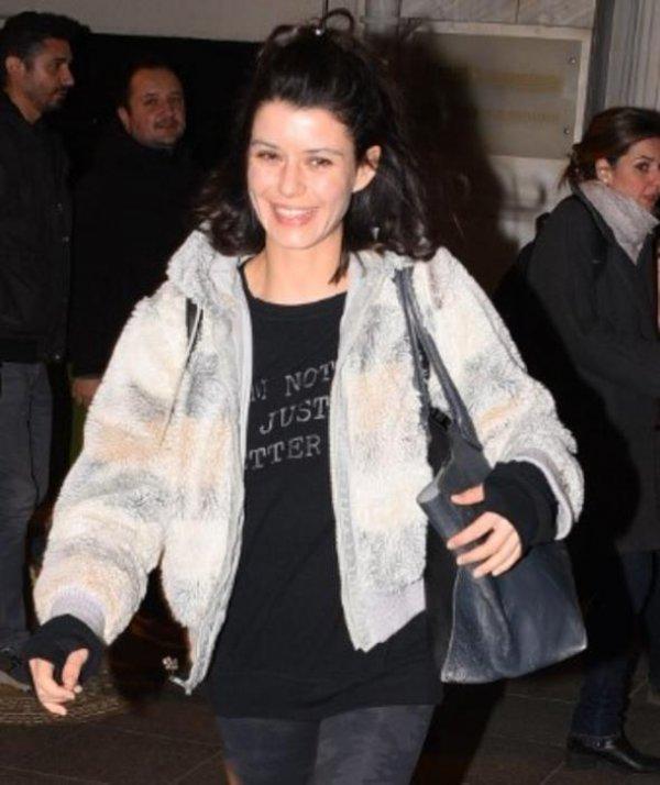 Beren Saat'in yüzü gülmeye başladı