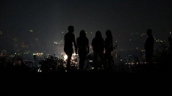 Venezuela karanlığa gömüldü