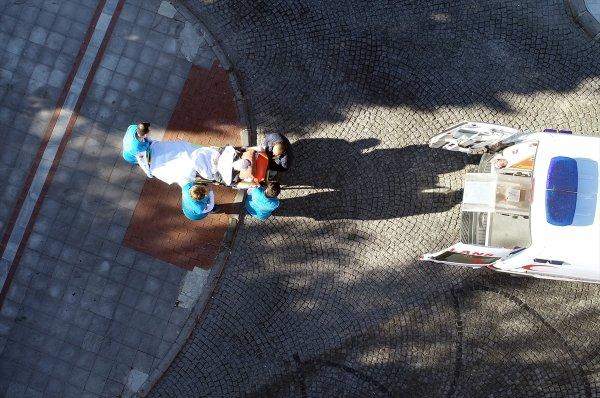 Kırklareli'de bir kadın oyunu sedye üzerinde kullandı