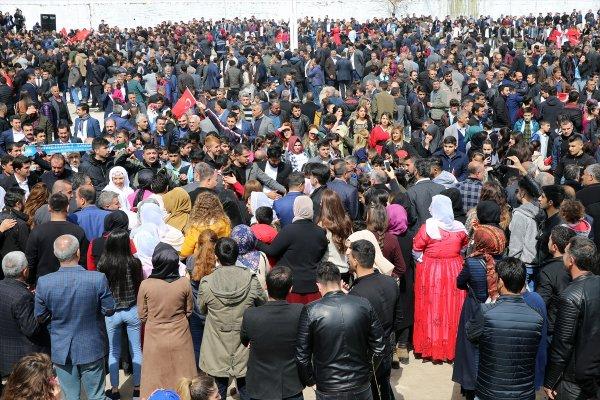 Şırnak'ta seçim halayı