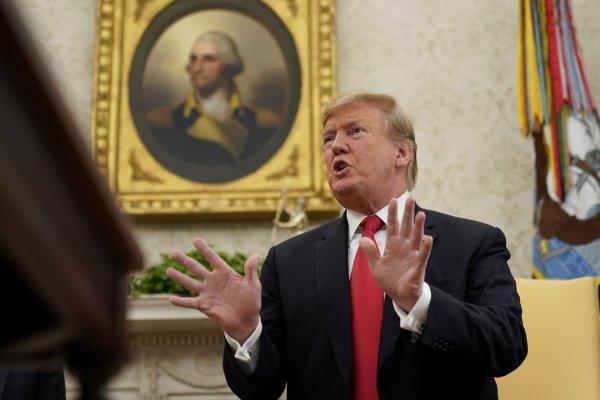 Trump, babasının Almanya'da doğduğunu savundu