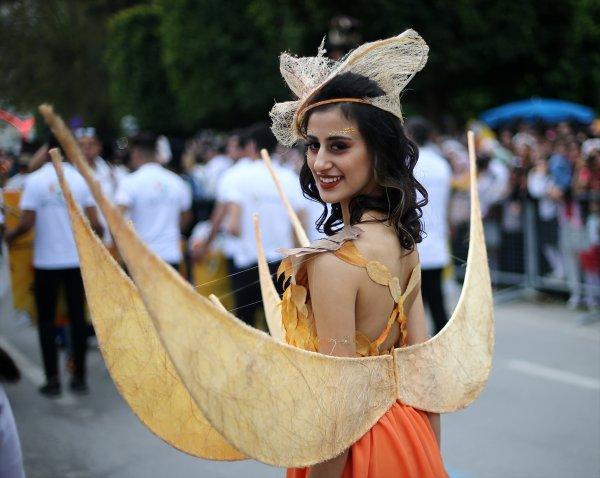 Adana'daki festivalde davulcu rahatsızlığı