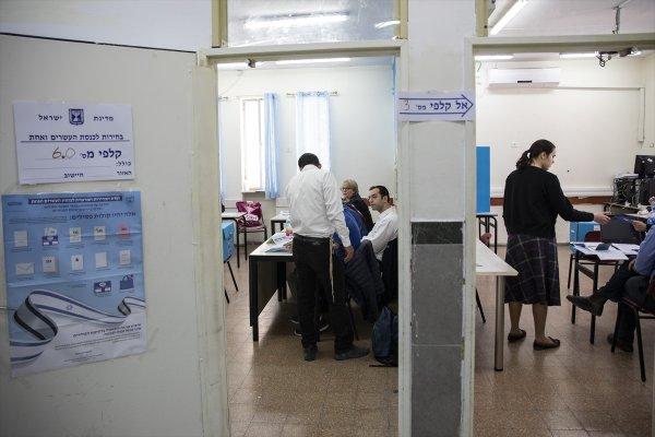 İsrail'deki seçimlerde başa baş sonuçlar