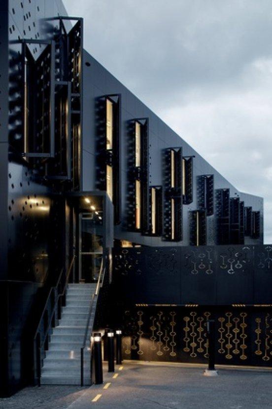 Birbirinden sanatsal ofis binaları