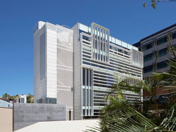 Birbirinden sanatsal ofis binaları