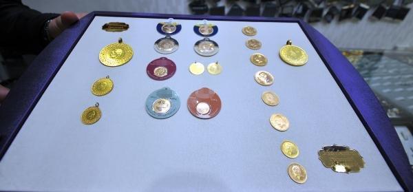 Kuyumcular hareketlendi, artık gram çeyrek var