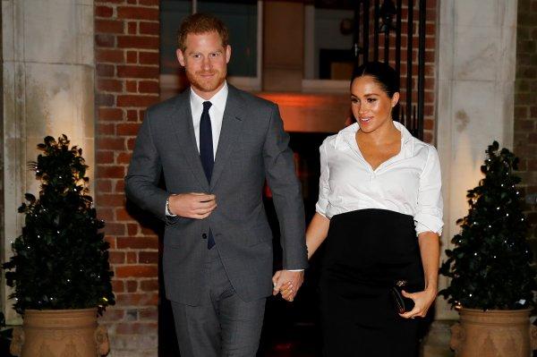 Prens Harry ve Markle'dan yeni karar