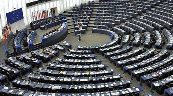 AB Suriyeliler için vadettiği desteği Türkiye'ye gönderdi