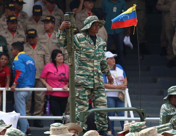 Venezuela'da Maduro'nun gövde gösterisi