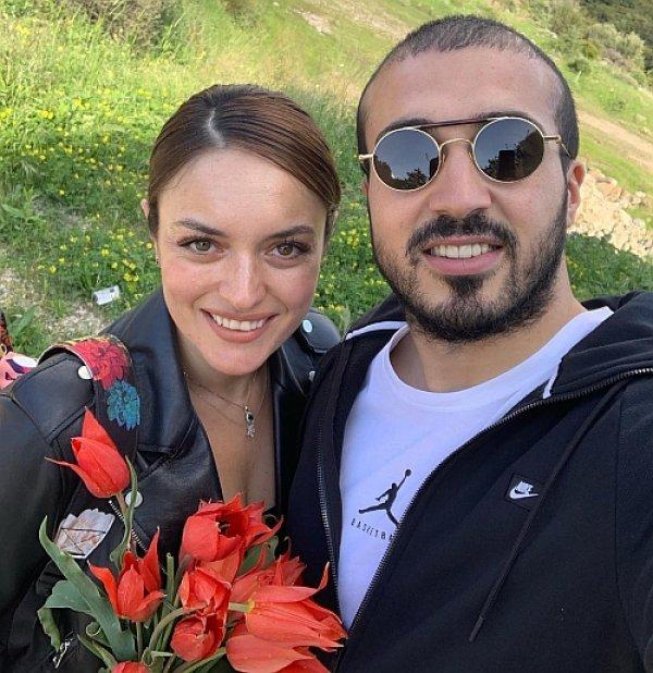 Ezgi Mola'dan aşk paylaşımları