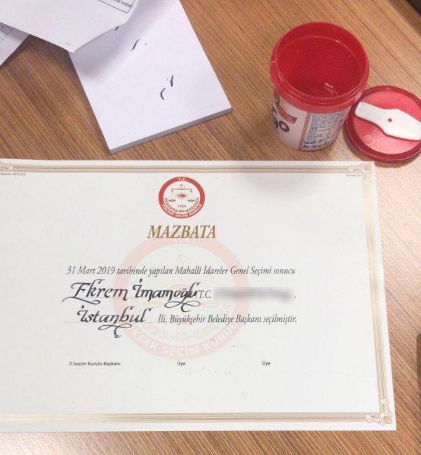 Ekrem İmamoğlu 17 gün sonra mazbatasını aldı