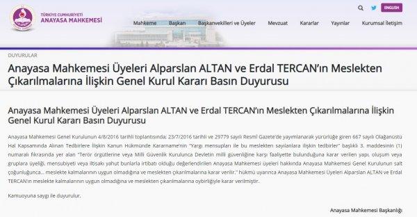 AYM albümünde FETÖ'cü üyelerin fotoğrafları duruyor