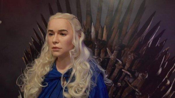 Khaleesi'nin heykeline tepki