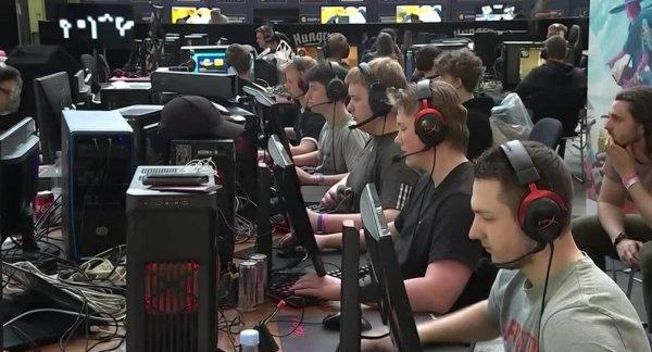 Danimarka, bilgisayar oyuncularından 'ordu' kuruyor