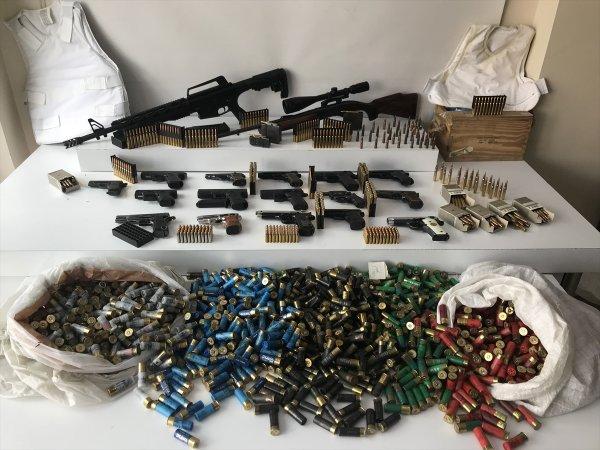 İstanbul merkezli operasyonda suç çetesi çökertildi