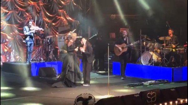 Sıla Adana'da konser verdi