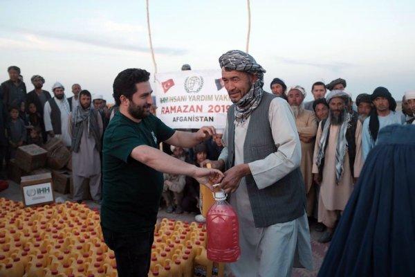 İHH’nın Ramazan ekipleri mesaiye başladı