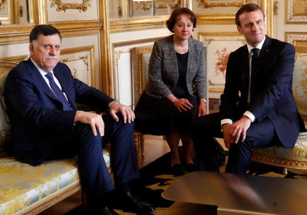 Macron, Serrac ile görüştü