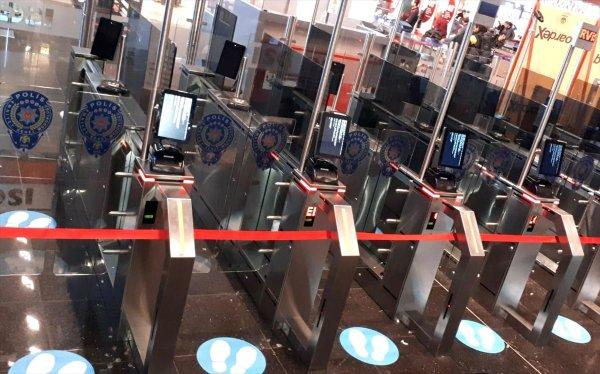 Pasaport kontrolünü 18 saniyeye düşüren sistem