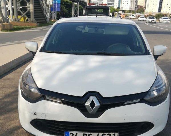 Trafikte balta sallayan maganda