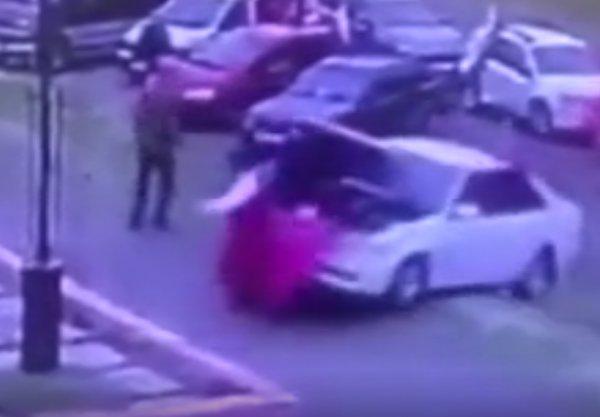 Rusya'da gaz ile freni karıştıran sürücü 6 kadına çarptı