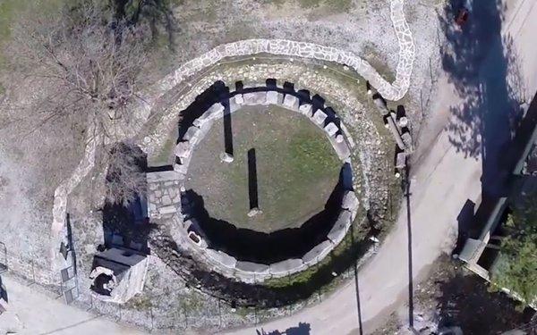 Dünyanın ilk borsa binası ilgi görüyor