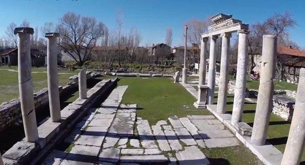 Dünyanın ilk borsa binası ilgi görüyor