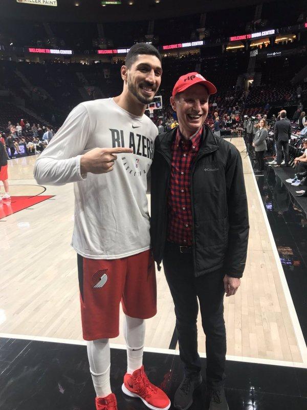 ABD'li senatör, FETÖ'cü Enes için mektup yazdı