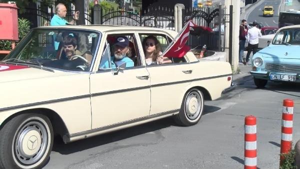 Galata Köprüsü'nde 19 Mayıs coşkusu