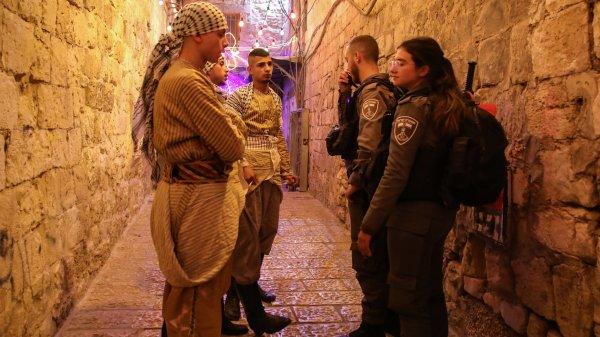 Doğu Kudüs'te baskı altında Ramazan davulculuğu