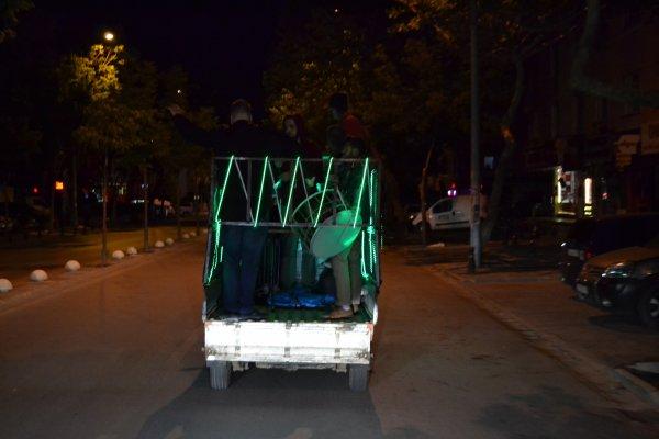 Konya’da sahurda davulcuya bu sefer DJ eşlik etti